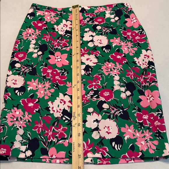 NWT J. Crew Factory Cotton Sateen Pencil Skirt Green & Pink Floral Size 0 - Picture 6 of 13